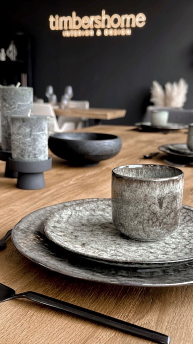 Habt ihr schon in unserem Showroom vorbeigeschaut? Hier warten immer einzigartige Ausstellungsstücke auf euch - ein Besuch lohnt sich!

dk Moebelmanufaktur 
- Concept Store - 

📌 Walther-Rathenau-Str. 7, 99734 Nordhausen 

Montag bis Samstag | Nach Terminvereinbarung 

Gerne vereinbaren wir mit Euch einen persönlichen Beratungstermin.

📩  mail@dkmoebelschmiede.de

📞  03631 / 4707148 oder 0171 / 6326894